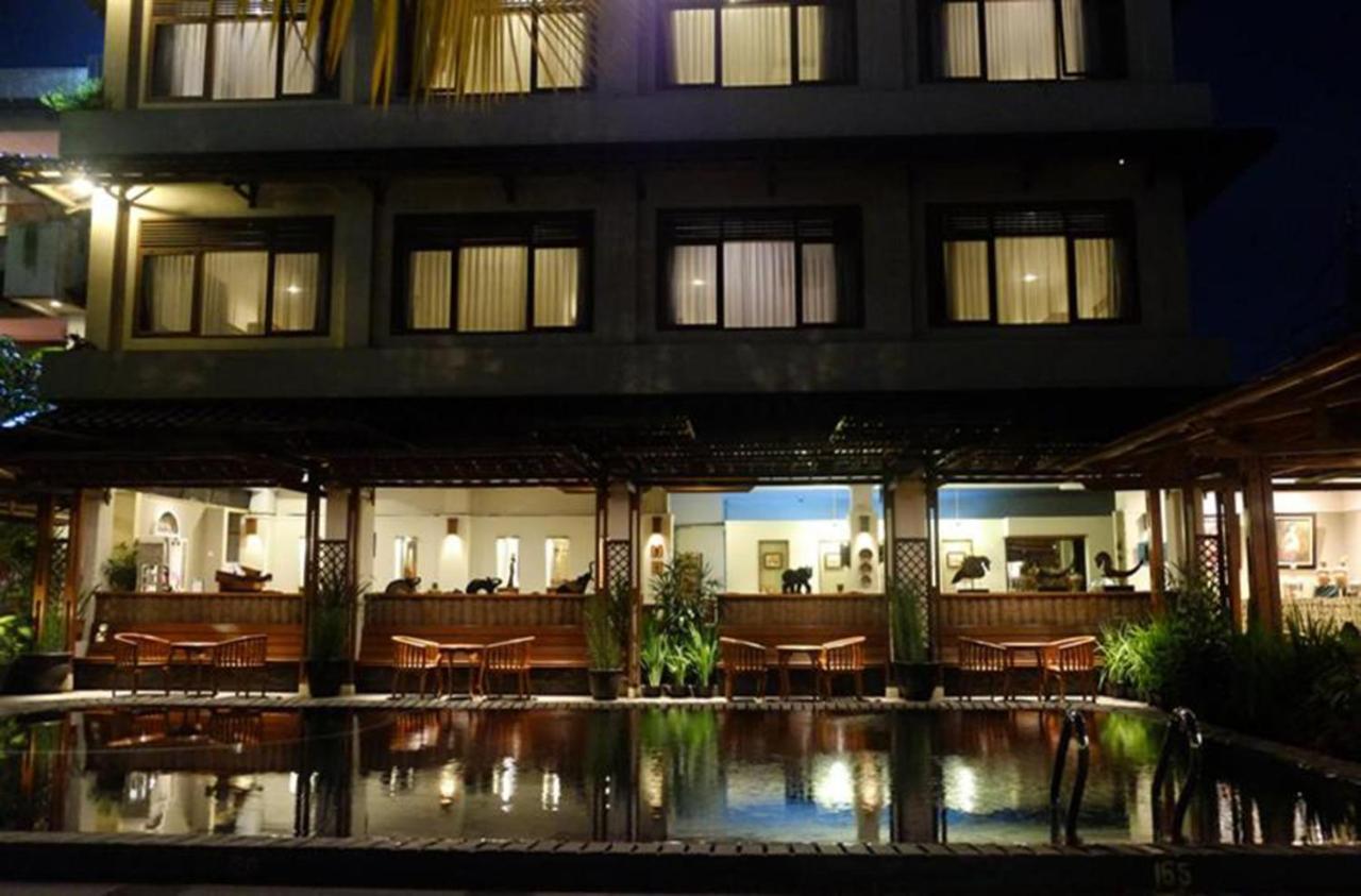 Mutiara Hotel And Convention Bandung Exterior photo